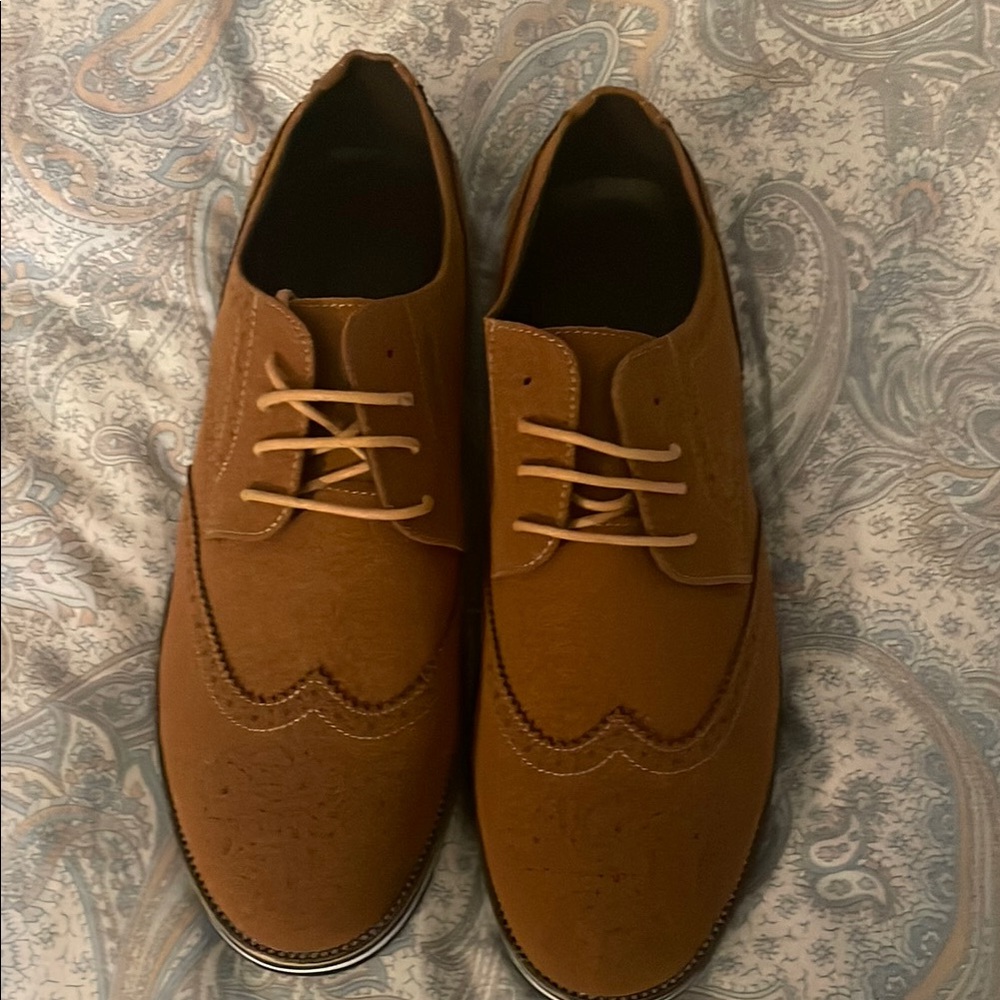 Classic Brown Men's Dress Shoes